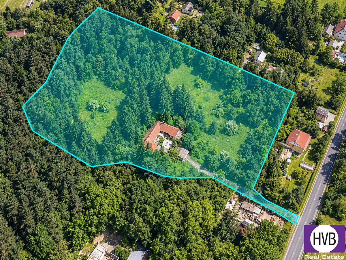 Prodej stavebního pozemku 9129 m²